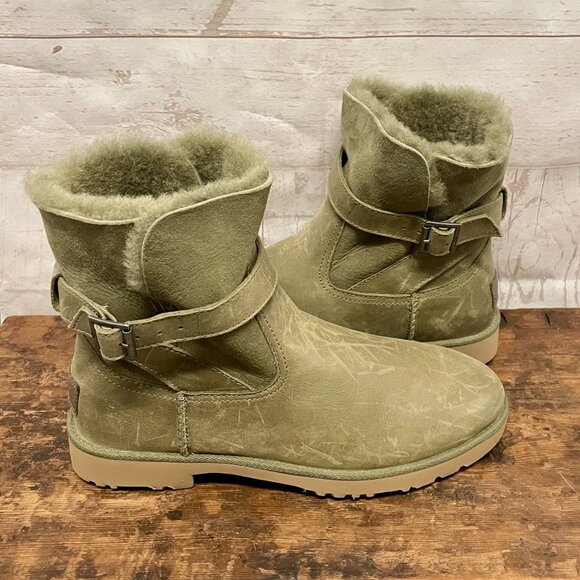 UGG Romely Burn't Olive Buckle Boots - Picture 1 of 9